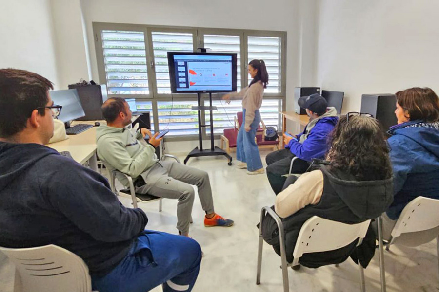 Noticia: Aprendiendo nuevas competencias en el mundo digital