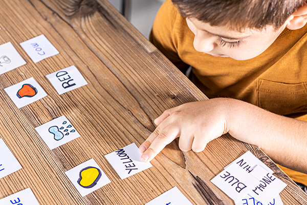Innovaciones pedagógicas: Inglés con Montessori. Escuelas Infantiles El Saliente